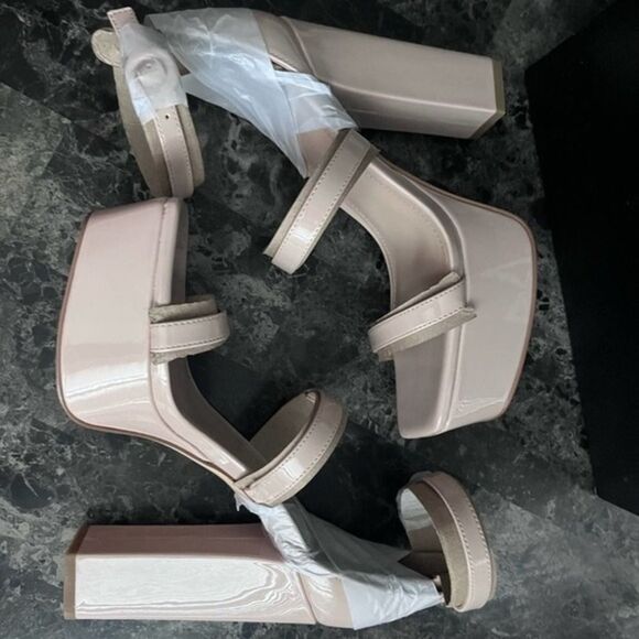 Marc Fisher Women Retro Chunky Platform Sandal Party Blush Beige Heels Size 7 - Picture 4 of 6